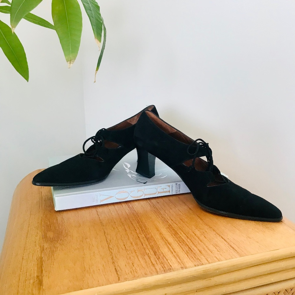 Linda Allard Ellen Tracy Black Suede Mary Jane Heels w/ Front Lace Tie, Size 9N